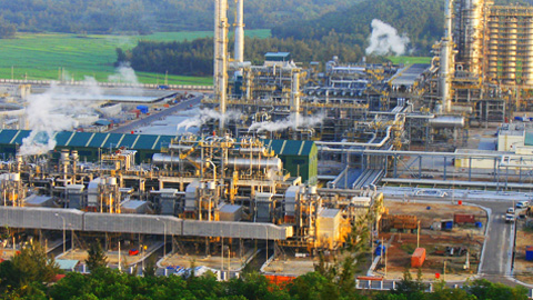 ปี 2013 จังหวัดภาคกลางเวียดนามสามารถดึงดูดเงินทุน FDI เกือบ 2 หมื่อ 2 พัน 5 ร้อยล้านเหรียญสหรัฐ